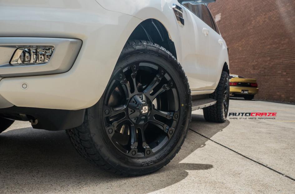 FORD EVEREST BROOKLYN MATTE BLACK